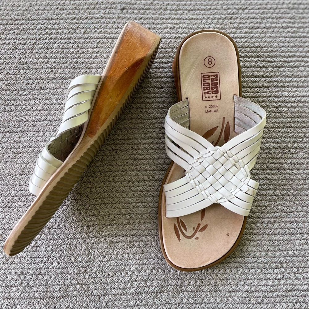 Vintage Faded Glory White Leather Huarache Wood Wedge Sandals Size 8